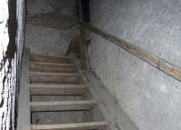 vstup dále do zvonice