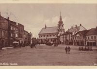 Holešov. Náměstí.