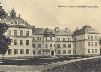 Holešov. Obecná a měšť. škola dívčí