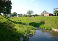 0665_holesov_od_splavu_po