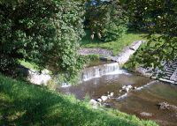 0674_holesov_nabrezi_splav