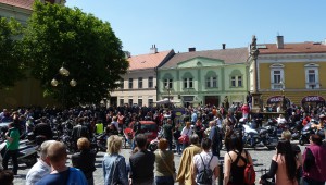 7. května 2016 – Náměstí Dr. E. Beneše – jarní MOTO vyjížďka (20,3 °C)