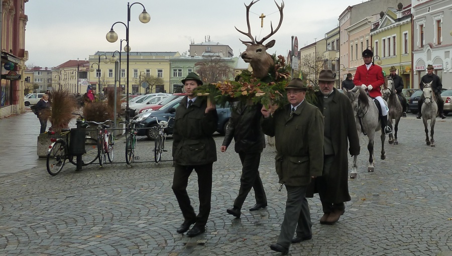 6. listopadu 2016 – Svatohubertský den v Holešově (7,5 °C) 