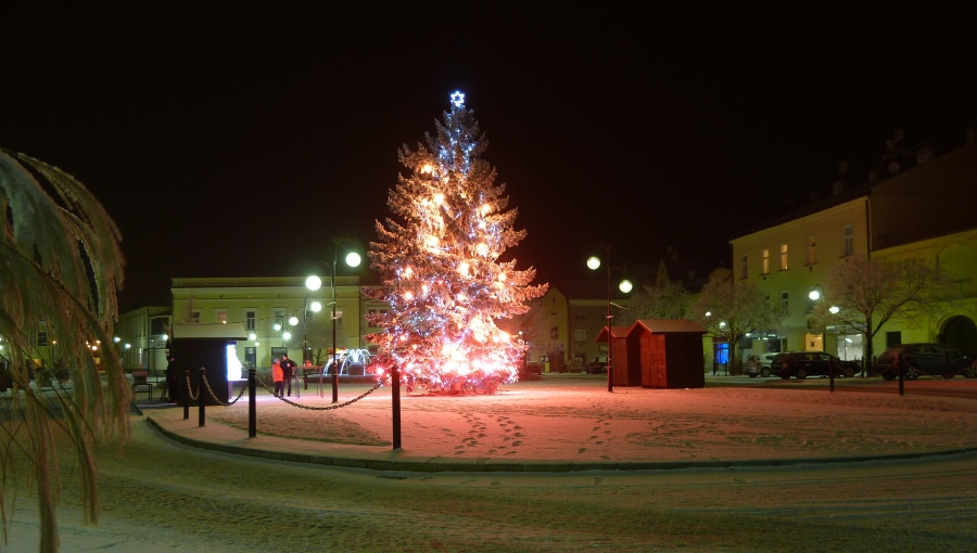 2. leden 2017 – vánoční strom na náměstí dr. Edvarda Beneše (-4,5 °C)