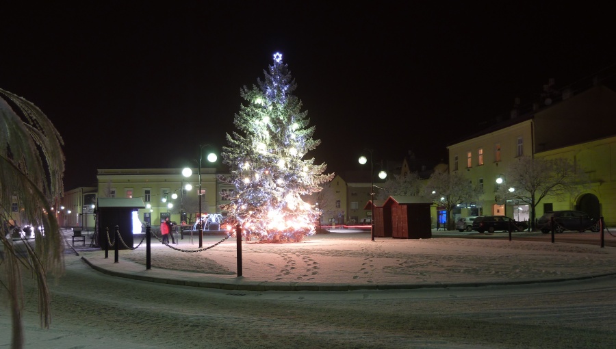 2. leden 2017 – vánoční strom na náměstí dr. Edvarda Beneše (-4,5 °C)