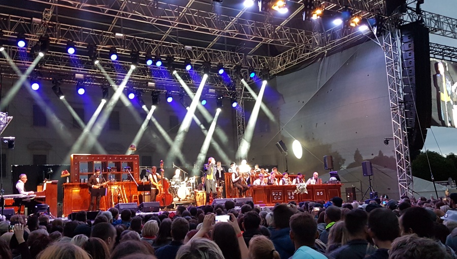 17. června 2017 – Holešovská Regata v zámeckém parku - Vojtěch Dyk a B-Side Band