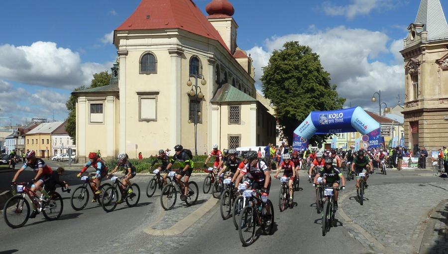 1. červenec 2018 – 9.30 start trasy B Bikemaratonu Drásal (15,7 °C)