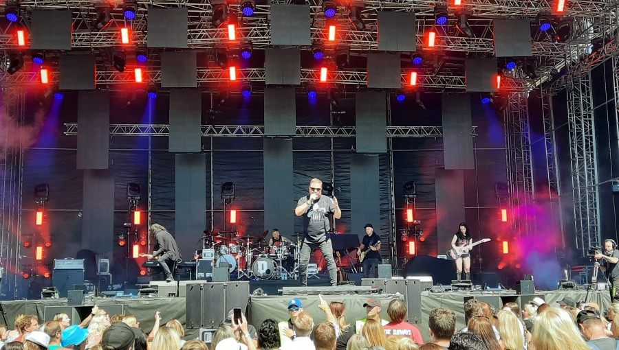 10. července 2021 – Music TON festival - Desmod (24.5 °C)